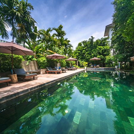 La Residence Blanc D'Angkor Siem Reap Bagian luar foto
