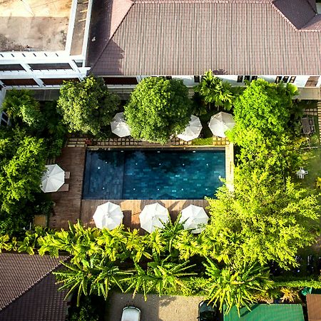 La Residence Blanc D'Angkor Siem Reap Bagian luar foto