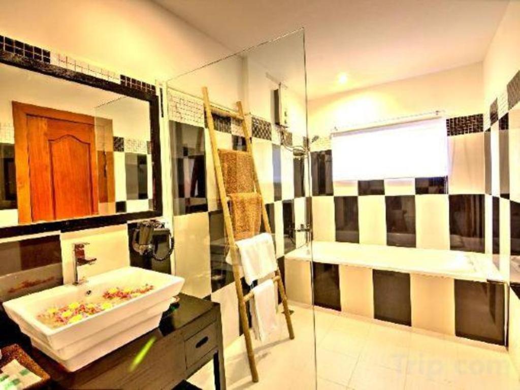 La Residence Blanc D'Angkor Siem Reap Bagian luar foto